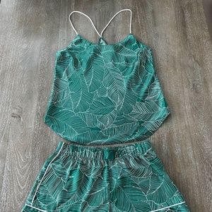 Victoria’s Secret Silky Green Leaf Palm Print Tank Shorts PJ Set XS and S